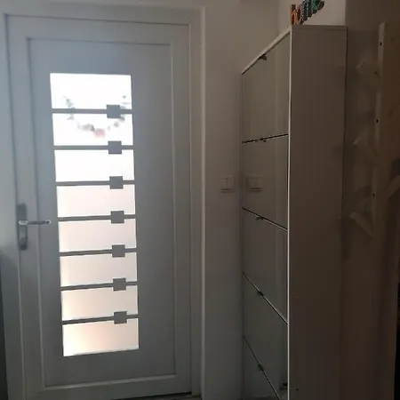 Apolon Apartamento